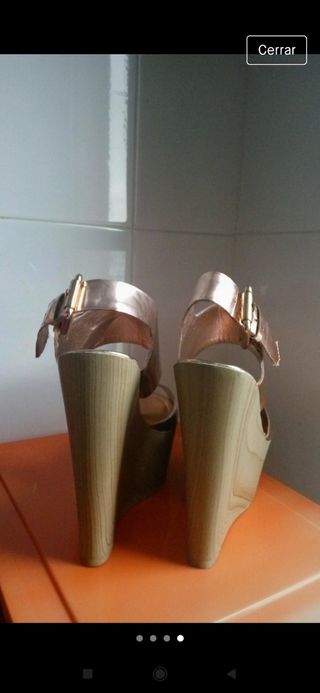 Sandalias doradas, n° 35