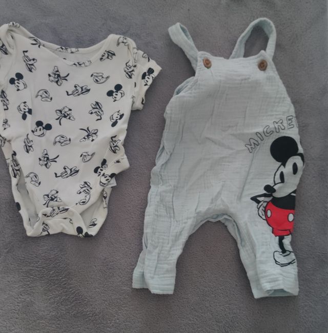 Conjunto peto y body Mickey, talla 0-3 meses