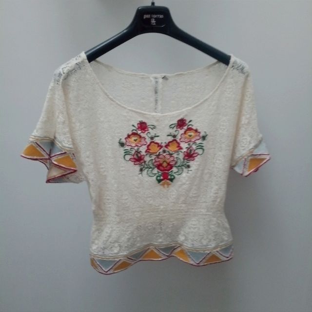 CAPRICHE: camicetta, t-shirt estiva a fiori taglia M