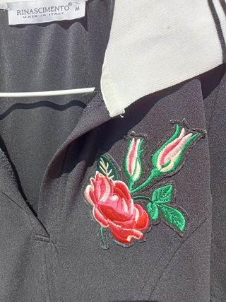 Vestido corto marca Rinascimento