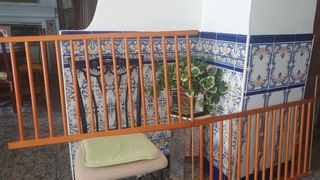 Cuna  de madera, desmontable.