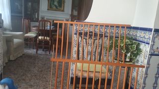 Cuna  de madera, desmontable.