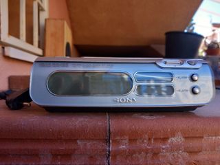 RADIO-RELOJ DESPERTADOR