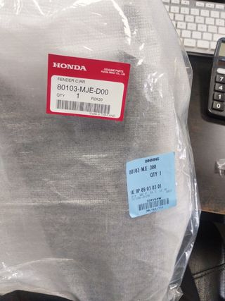 PASE DE RUEDA TRASERA HONDA CBR 650 FA 14-18 NUEVO