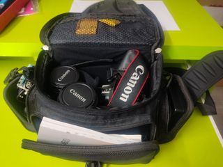 cámara Canon eos 450D reflex