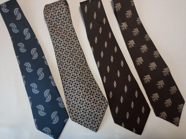 Quattro cravatte vintage seta