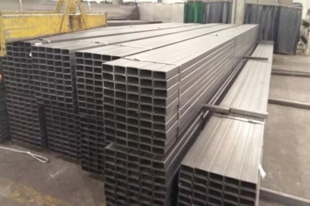 panel sándwich , hierros y chapas