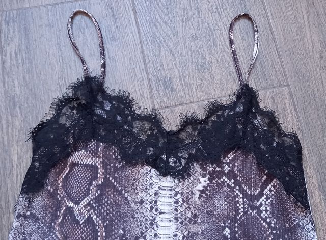 Camiseta lencera de tirantes