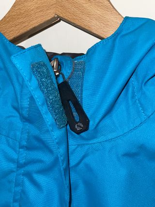 Chubasquero impermeable de Neak Peak