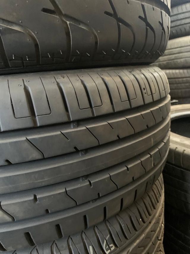 **UNA VIDA LLENA DE SEGURIDAD**