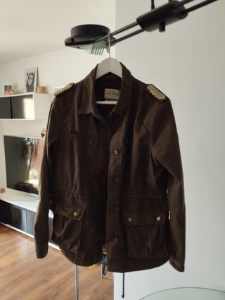chaqueta bershka 