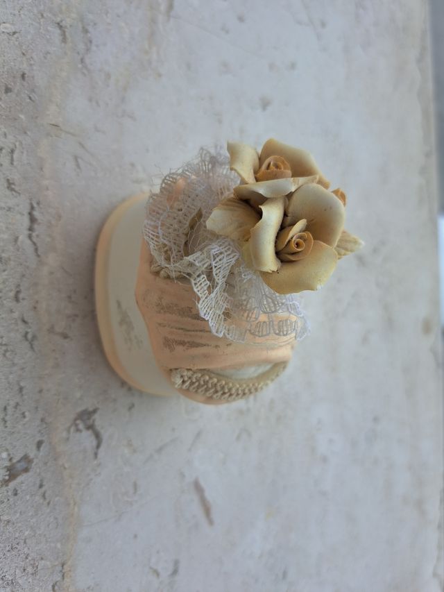 Portagioie in porcellana