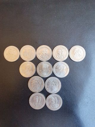 8 MONEDAS DISTINTAS DE 200 PESETAS (PACK)