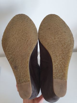 Bota cuña ante grises Talla 39 Stradivarius