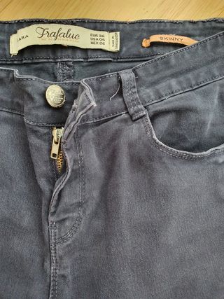 Pantalón Skinny Azul marino Talla 36 Zara 
