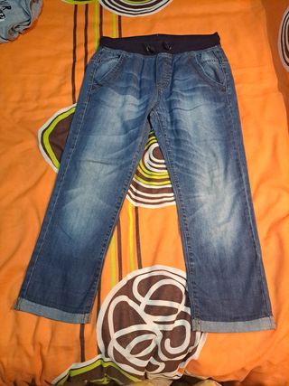 Pantalón niño t.8