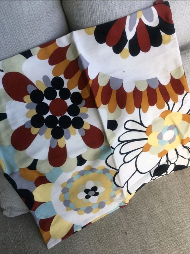 cojines Missoni (se venden con las sillas)