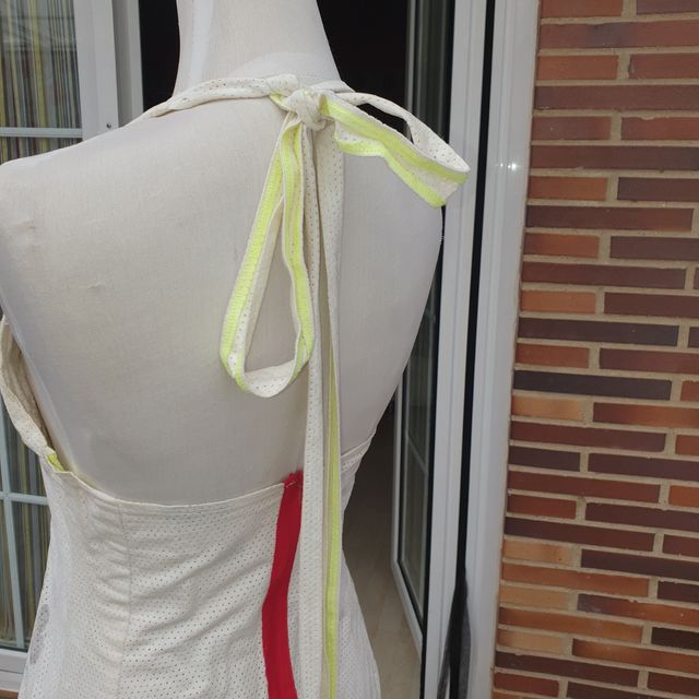 Vestido moda alternativa