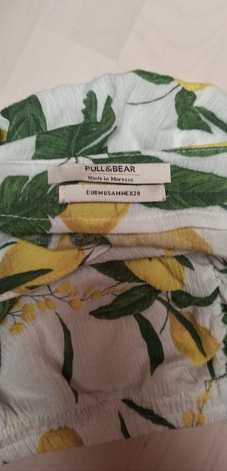 Croptop blanco estampado limones de Pull & Bear