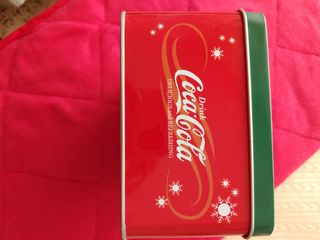 CAJA METÁLICA DE COCA-COLA