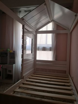 cama casita como nueva