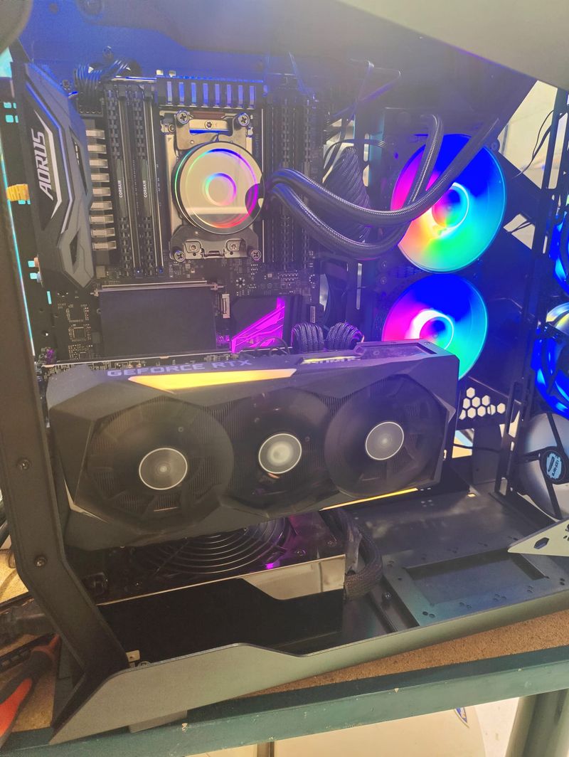 Ordenador gaming ultra, diseño RTX 3070 y 64gb ram