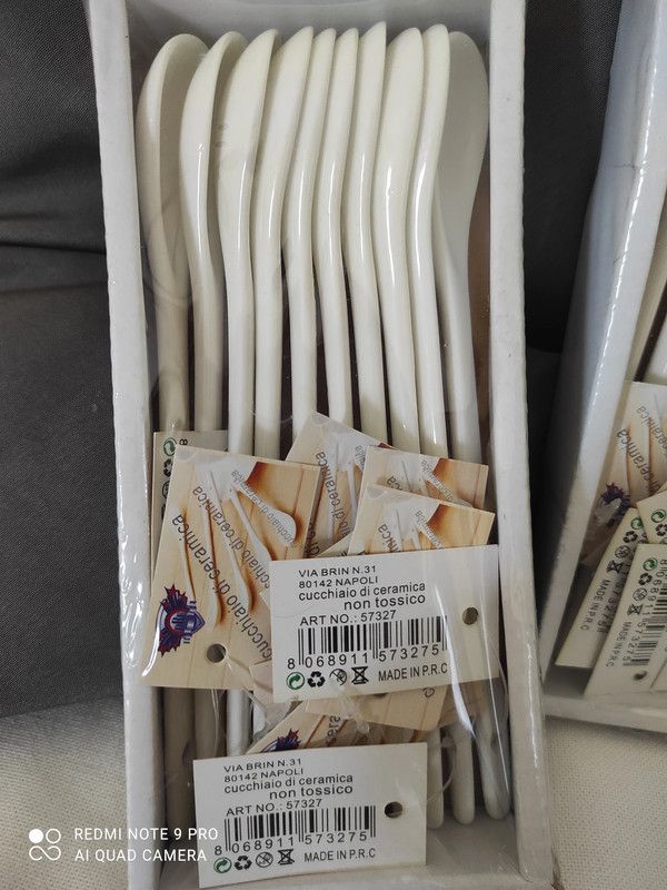 Cucchiaini ceramica pezzi 370