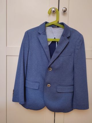 Traje niño