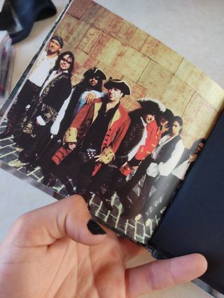 CD y DvD de mago de oz