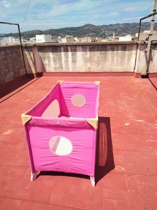Cuna de viaje en muy buen estado