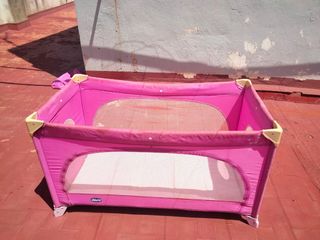 Cuna de viaje en muy buen estado