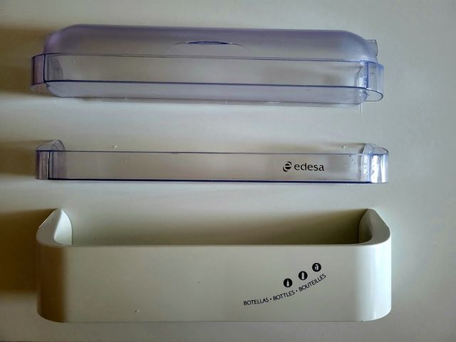 Baldas, botellero, cajones frigorífico Edesa