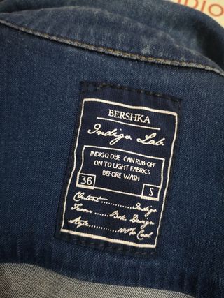 Sobrecamisa jeans de Bershka