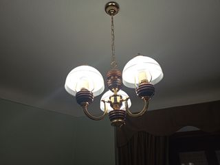 Lámpara de porcelana y cristal