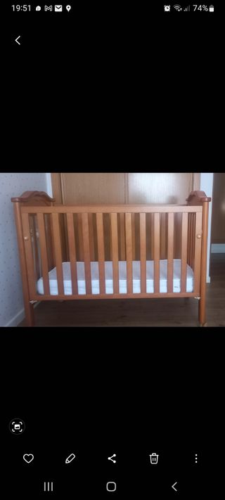 Cuna con colchón