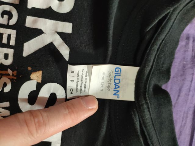 Camiseta H.R Giger, Dark star