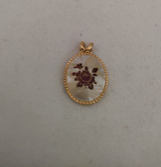 Colgante antiguo oro y nácar