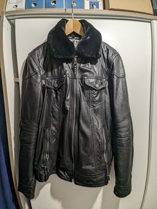 Chaqueta de cuero
