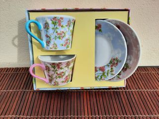 2 Tazas en caja de regalo