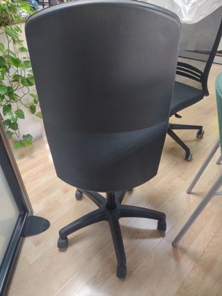 Sillas de despacho.
