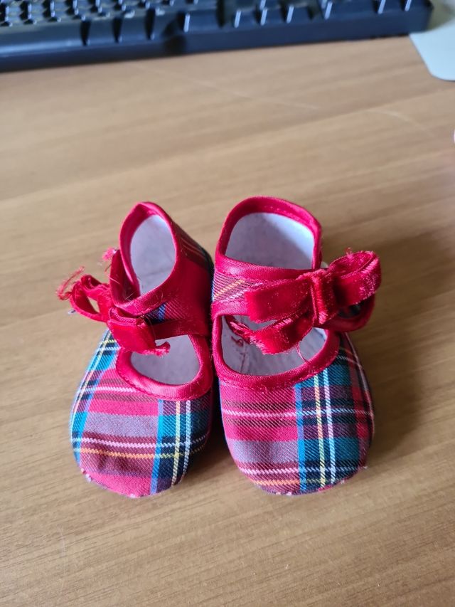 5 paia di pepè per neonata