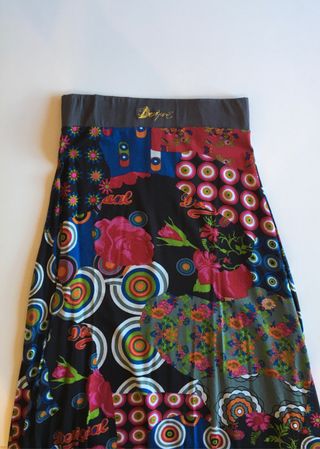 Falda larga Desigual