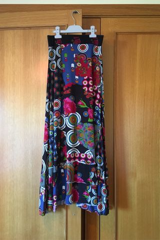 Falda larga Desigual