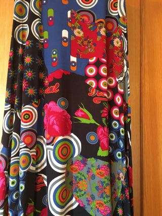 Falda larga Desigual