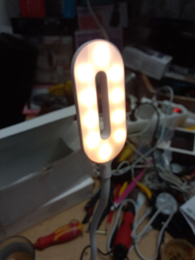 LÁMPARA DE ESCRITORIO TÁCTIL LED NUEVA