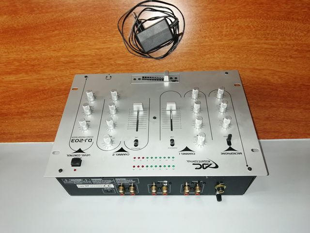 MESA DE MEZCLAS ACOUSTIC CONTROL DJ 203 STEREO MIX