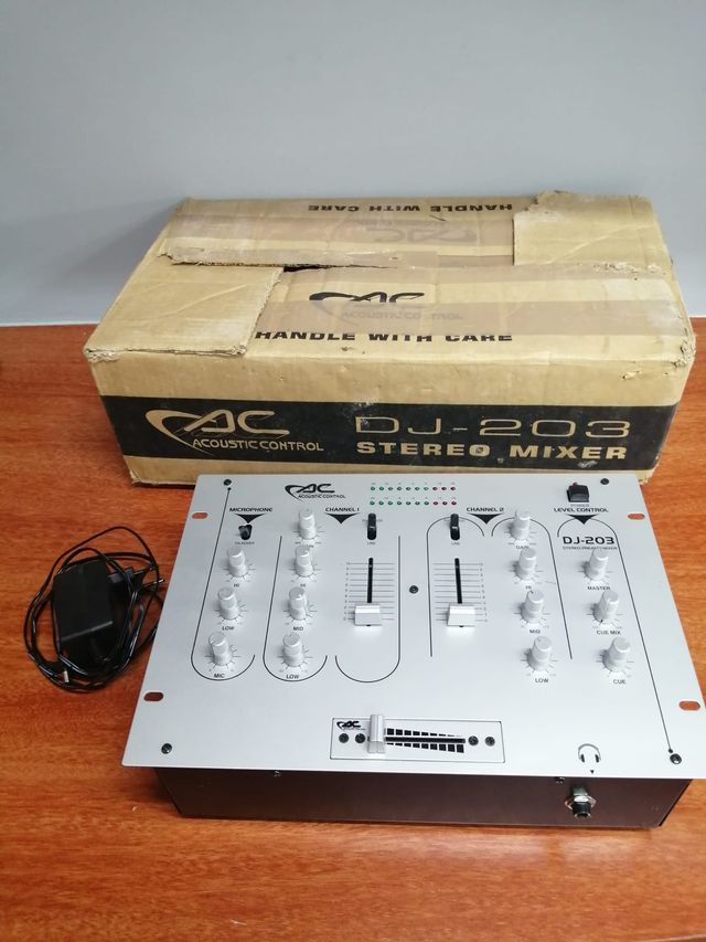 MESA DE MEZCLAS ACOUSTIC CONTROL DJ 203 STEREO MIX