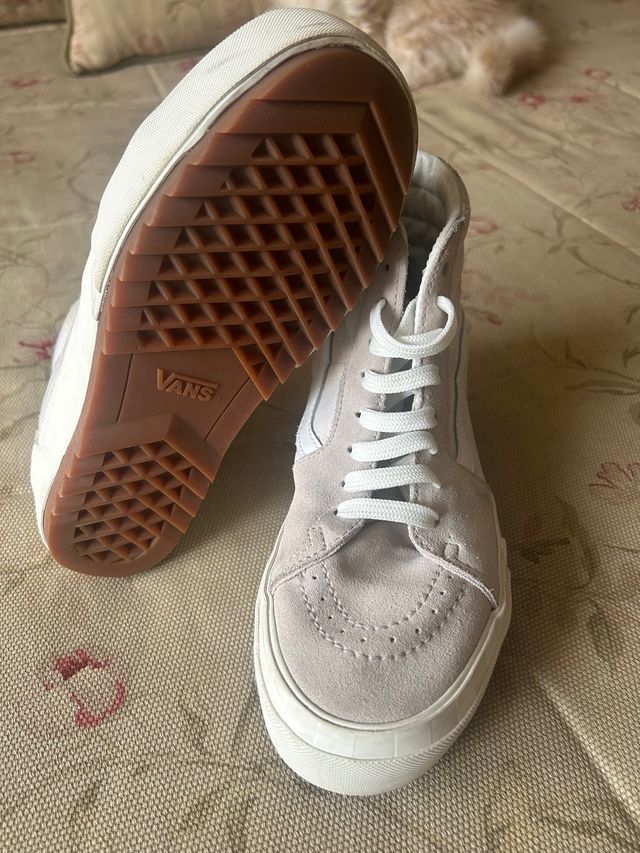 Vans de bota con plataforma blanco y rosa palo