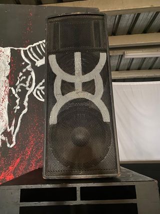 Alquiler de equipo de sonido e iluminación