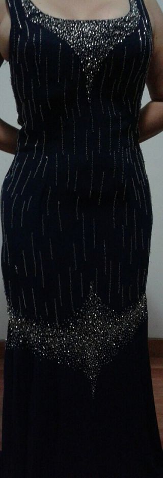 Vestido de fiesta con pedrería, M- 38